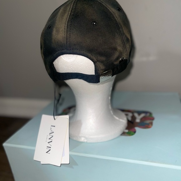 Men’s high top Lanvin Sneakers and Lanvin Hat. - Picture 11 of 11